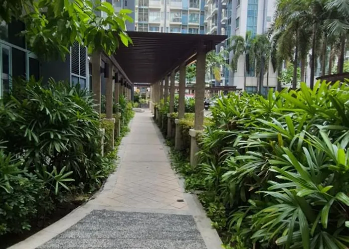 Apartahotel Rqui Condotel Near Airports And Newport World Casino *