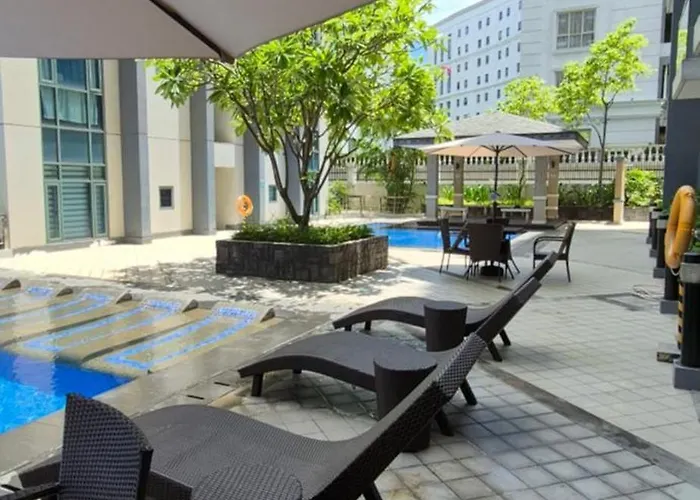 Apartahotel Rqui Condotel Near Airports And Newport World Casino