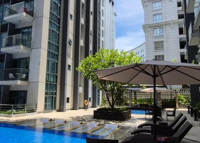 Rqui Condotel Near Airports And Newport World Casino *